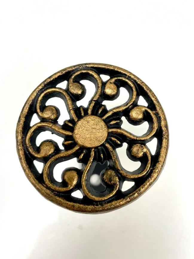 Mediterranean Medallion Tie Back