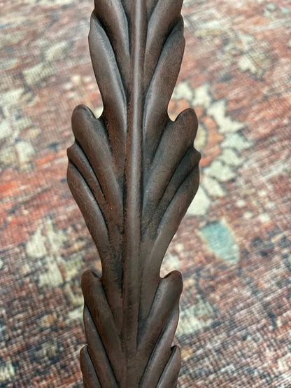 Acanthus Leaf Tie Back